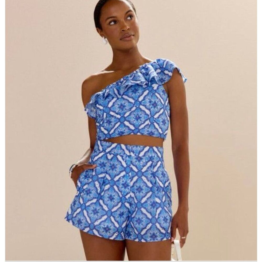 NWT Francesca's Ava Trouser Shorts Womens Large Blue Kaleidoscope Print Eyelet